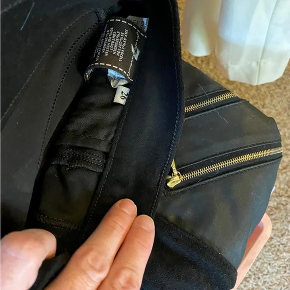 7 for all mankind faux leather & suede jegging pants - Picture 4 of 9